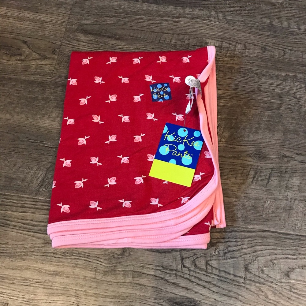 Kickee swaddle